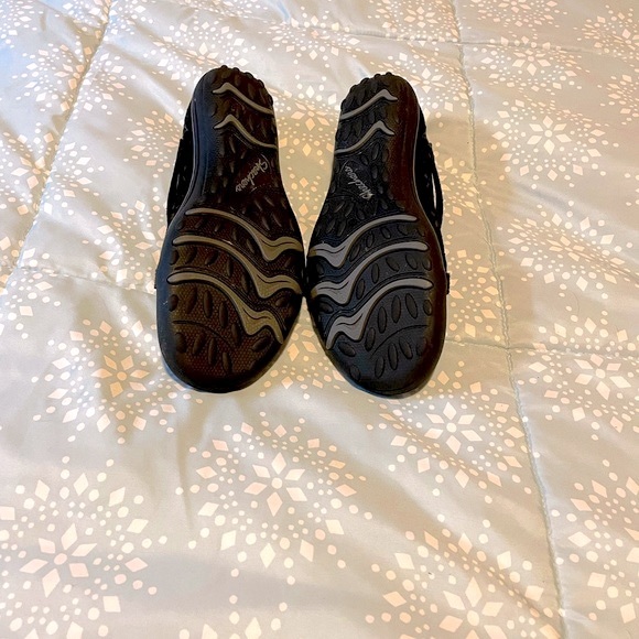 Skechers Relaxed Fit Memory Foam Suede Shoes - Picture 2 of 3